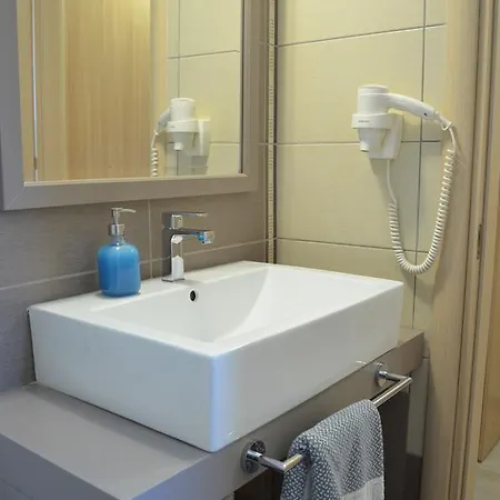 Aligis Aparthotel